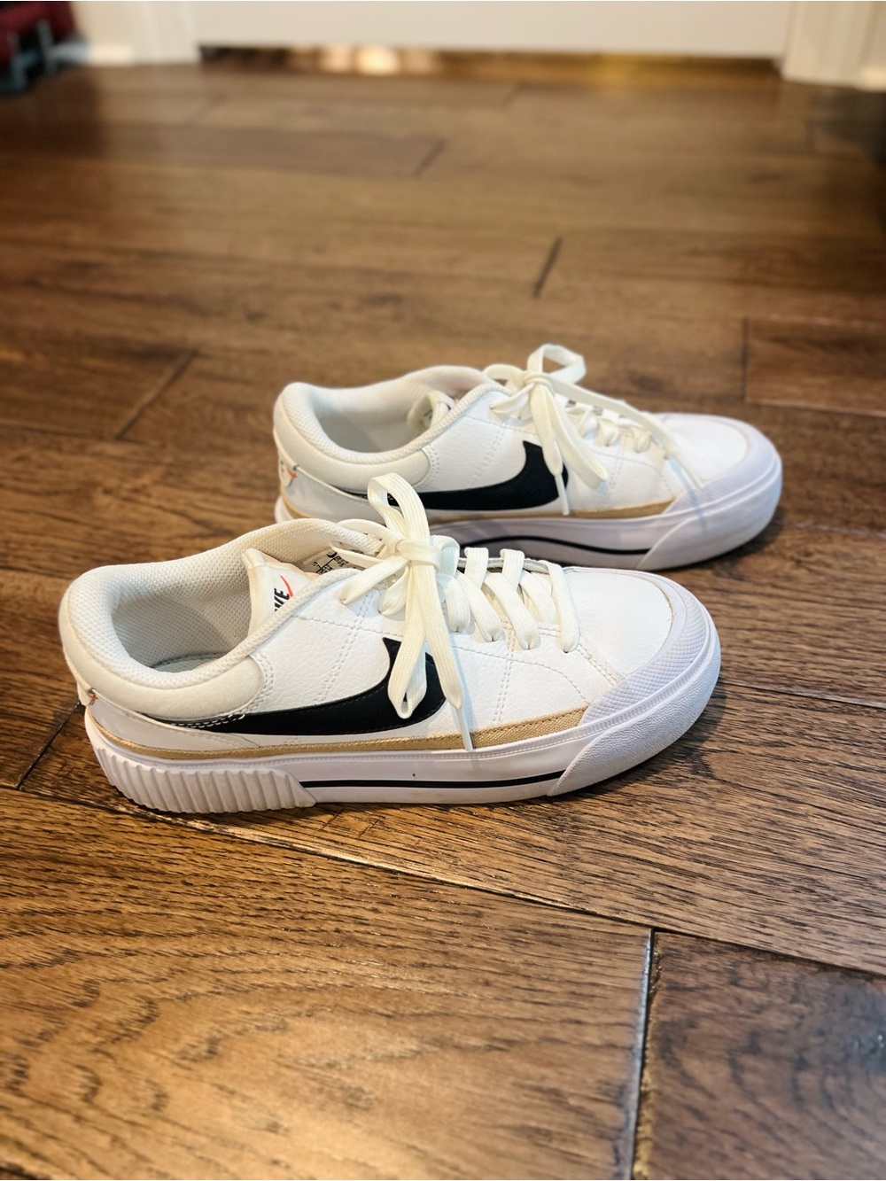 Nike Court Legacy Lift Women's Shoes Size 7 - Picture 4 of 6